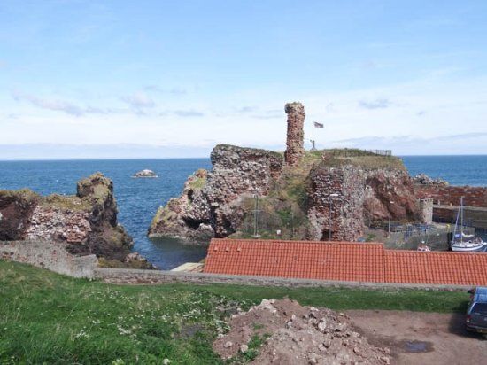 Dunbar Castle Social Club